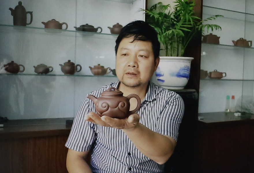 国家级助理工艺美术师储立强和谐四季如意