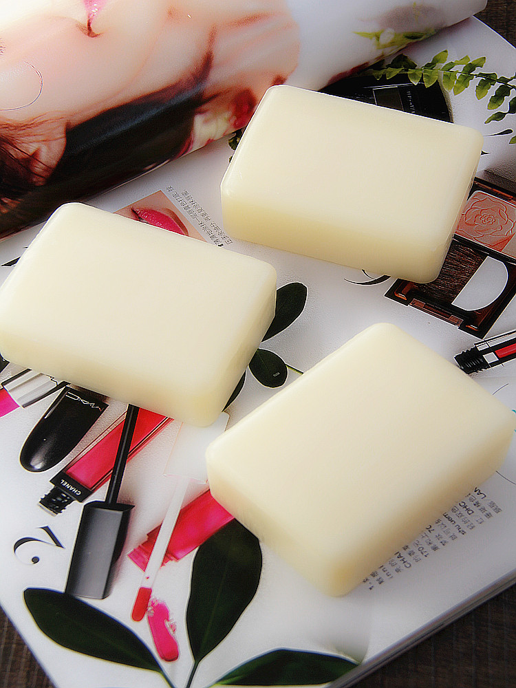 日本进口 无添加沐浴皂 婴儿香皂洗澡皂 洗手肥皂 洗浴洁面皂_ 6折