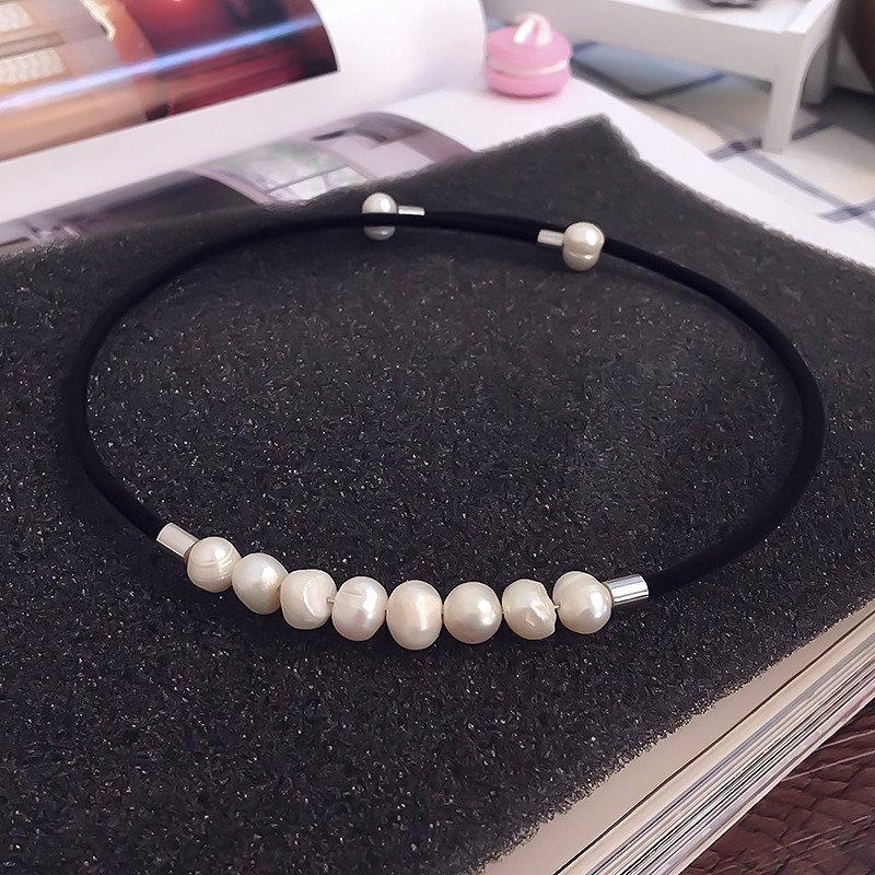 贵人和 韩版仿珍珠黑绳项链项圈韩版时尚短款锁骨链颈链装饰品配饰