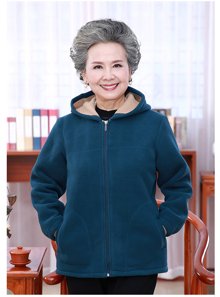 秋冬款妈妈加绒加厚加肥加大摇粒绒连帽卫衣中老年加绒外套女装大码