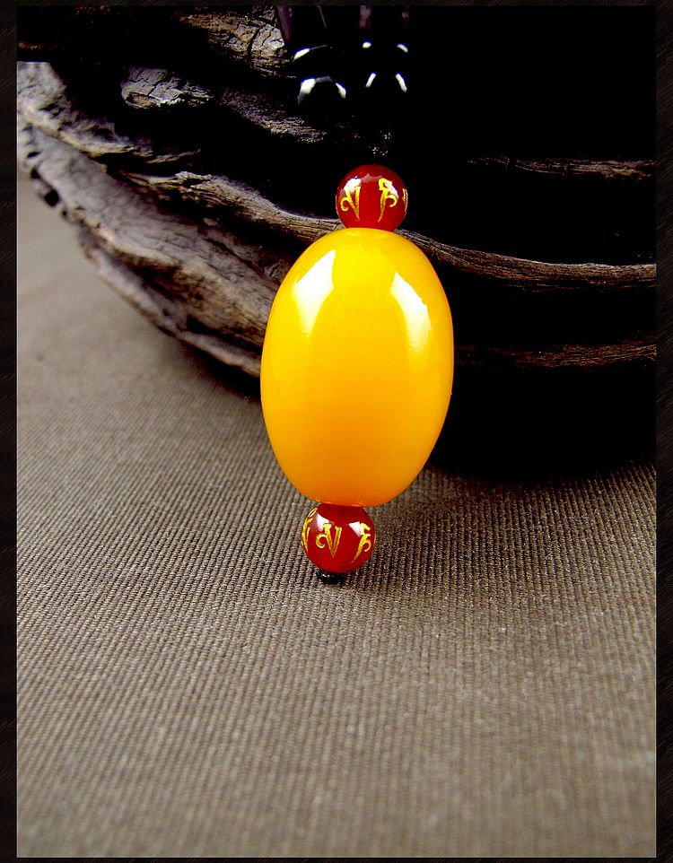 相石缘鸡油黄天然黄玛瑙吊坠男女项链玉髓天珠桶珠蜜蜡色单珠配珠散珠
