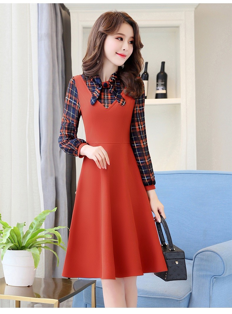 连衣裙2018秋冬新款女装秋天裙长袖秋装女韩版修身时尚裙子装女大码