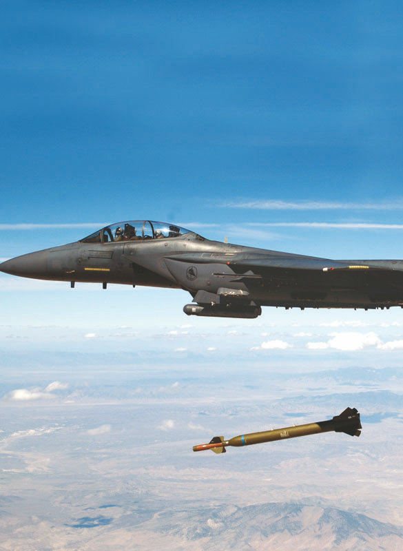 鹰击长空:f-15全天候超音速战斗机