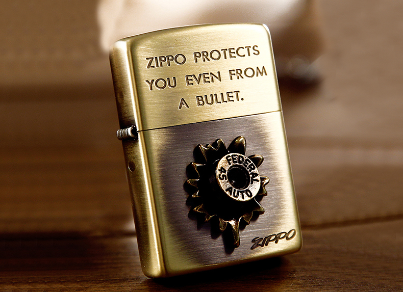 zippo防风煤油正品打火机二战纪念纯铜嵌入子弹护身符子弹坑贴章挡住