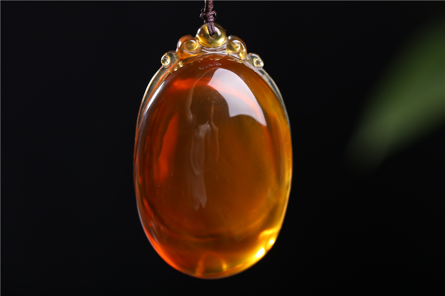 琥珀吊坠 金棕珀福贝 重45.15克 晶非玺比