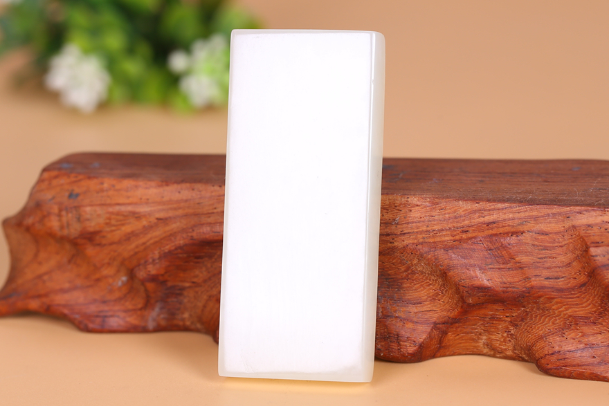 和田玉 白玉 府上有龙 挂件 32.34克 润玉典藏