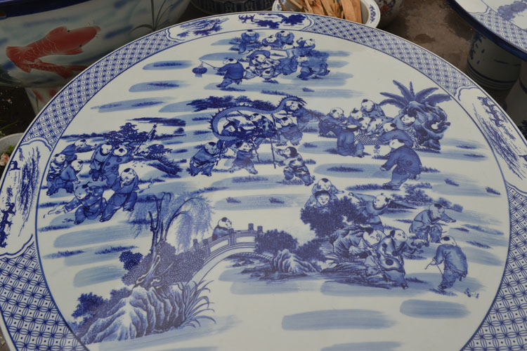 
                                        景德镇陶瓷桌子 瓷器桌子 庭院凉亭阳台摆设桌子茶几 带四个鼓櫈青花陶瓷桌子 竹林七贤                