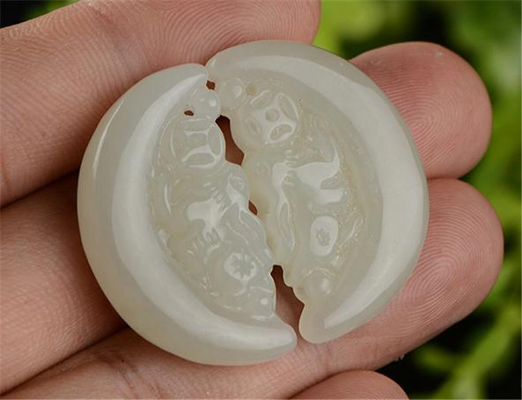 灵指 和田玉兔吊坠 白玉生肖兔挂件 情侣款玉兔牌子 单个