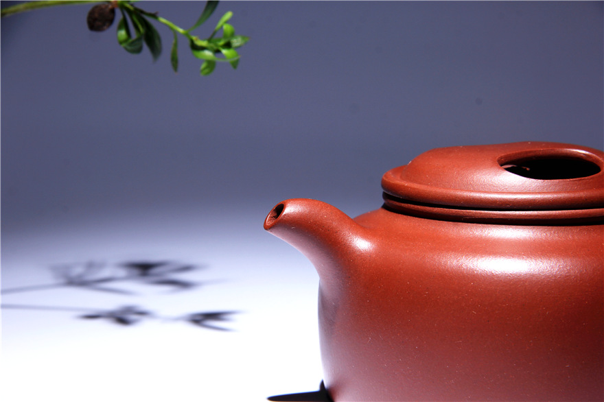 《牛盖莲子》 国家级美术员 青年陶艺家 赵秋萍 210cc