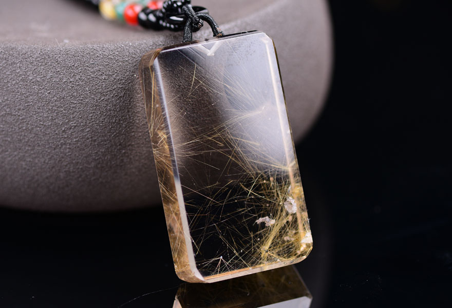 金发晶平安无事牌吊坠 70.82g 陆元珠宝