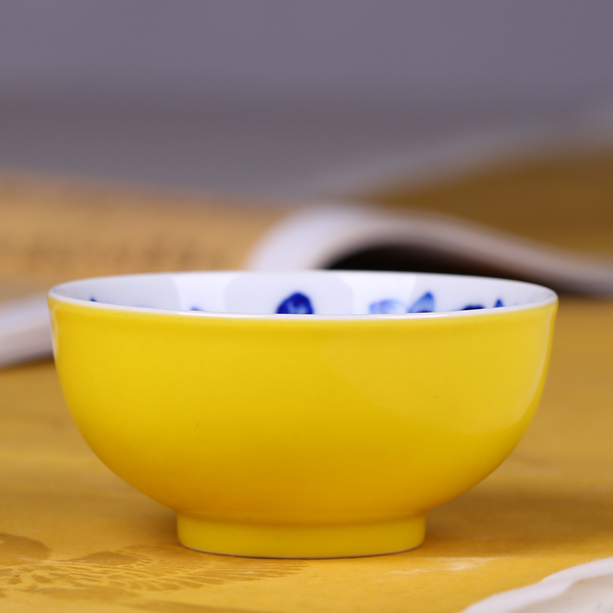 黄釉内画青花品茗杯 江西省高级陶瓷美术师 邓三堂