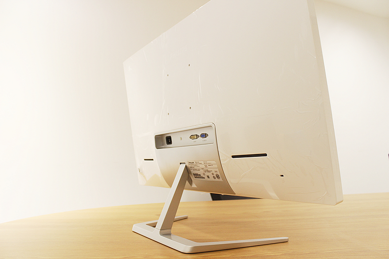 飞利浦(philips)323e7qsh 32英寸ips 不闪屏 液晶显示器