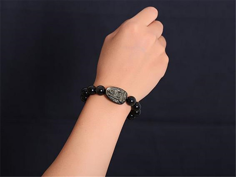 皇福缘金眼金曜石虚空藏菩萨守护神肖牛虎人的手链12毫米珠径