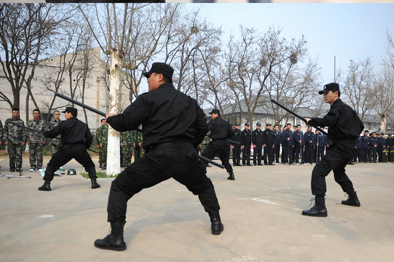 君团 防暴棍校园安保pc橡胶棒保安执勤巡逻防爆棍防身器材狼牙棒 3号