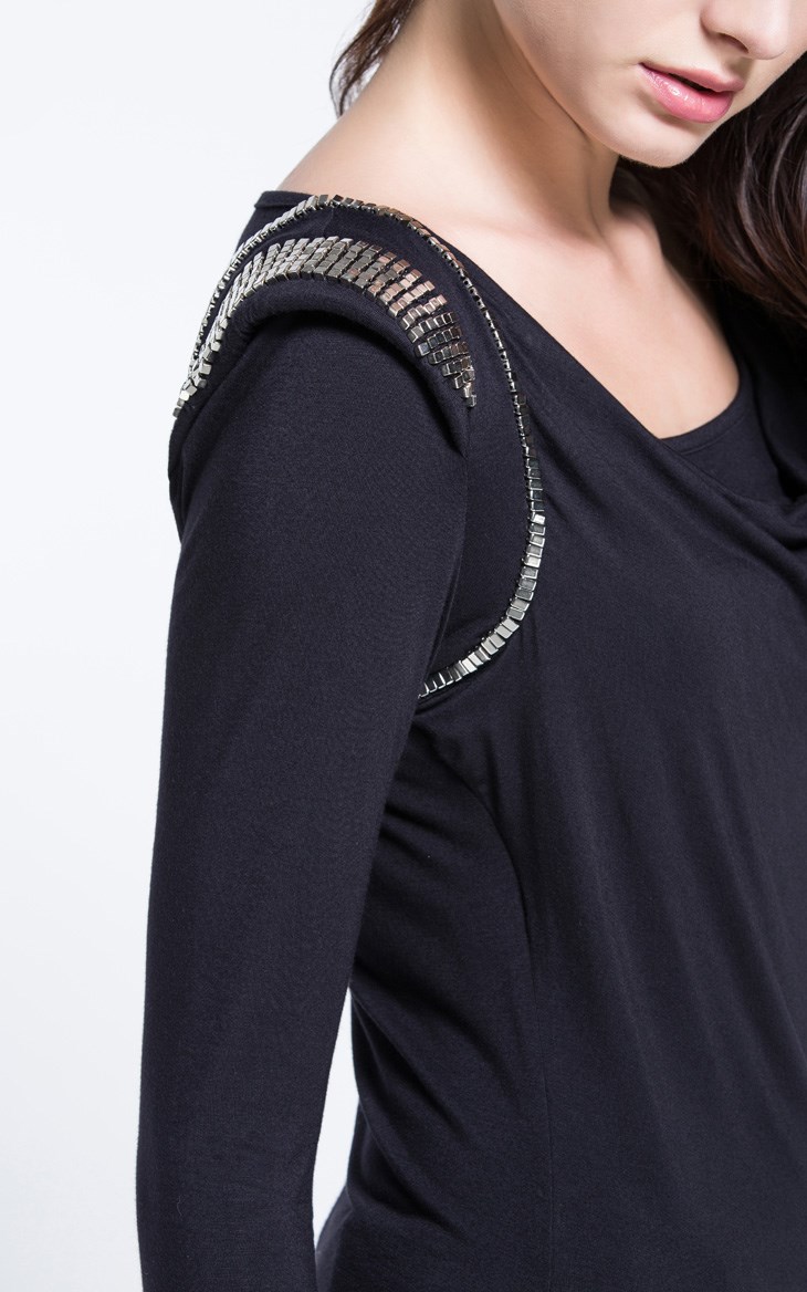 only秋装新品金属装饰小垫肩长袖修身女t恤t|1133