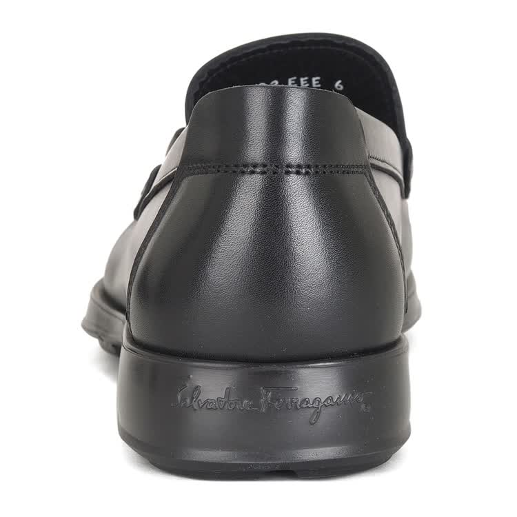 转奥莱下架 ferragamo 男士黑色皮鞋 585335 黑色 6【图片 价格 品牌