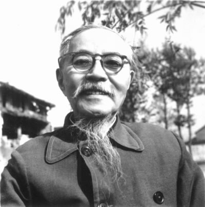 丰一吟,丰子恺先生幼女,1929年5月生于浙江省石门镇(今属桐乡市).