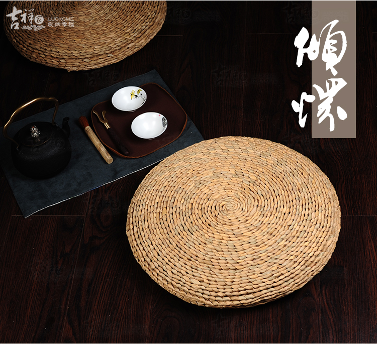 
                                        吉祥家 新中式天然蒲草蒲团 倾怀 家居飘窗榻榻米垫子 手工编织圆形坐垫 禅修垫拜佛静垫Z 蒲团倾怀 60*60cm                