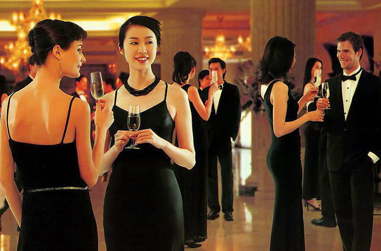 古堡音乐酒会,国际注册礼仪培训师为您量身打造宴会着装,培训社交礼仪