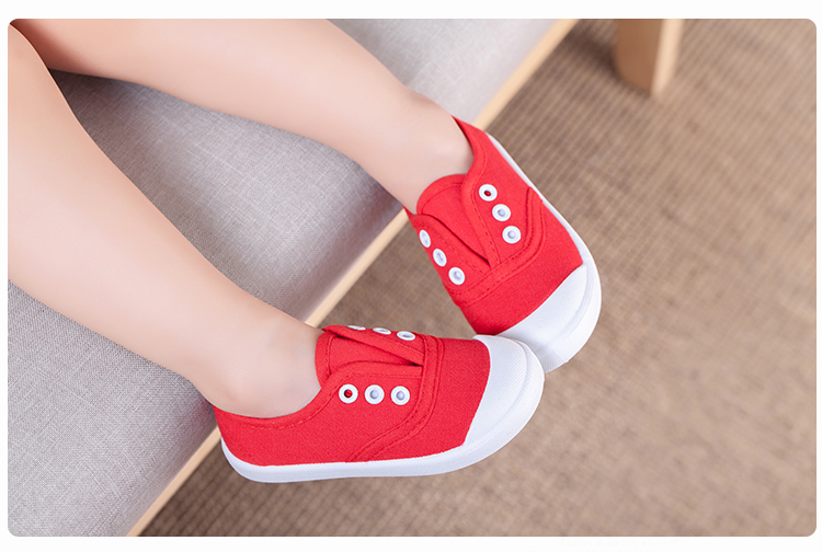 宝宝帆布鞋1-3岁男童女童鞋幼儿园室内软底儿童一脚蹬懒人鞋 yf 2017