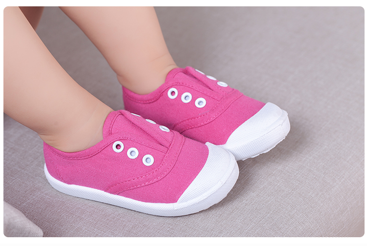 宝宝帆布鞋1-3岁男童女童鞋幼儿园室内软底儿童一脚蹬懒人鞋 yf 2017