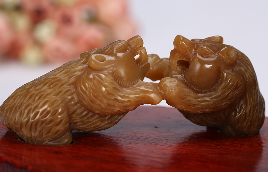 【熊罴之祥】和田玉摆件99.19克 84.00克 骚石和田玉