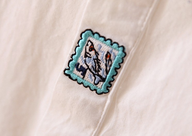 Polimoda 日式刺绣门襟大码翻领长款白衬衫 热销秋季新款女式衬衫 10CS10 白色 均码