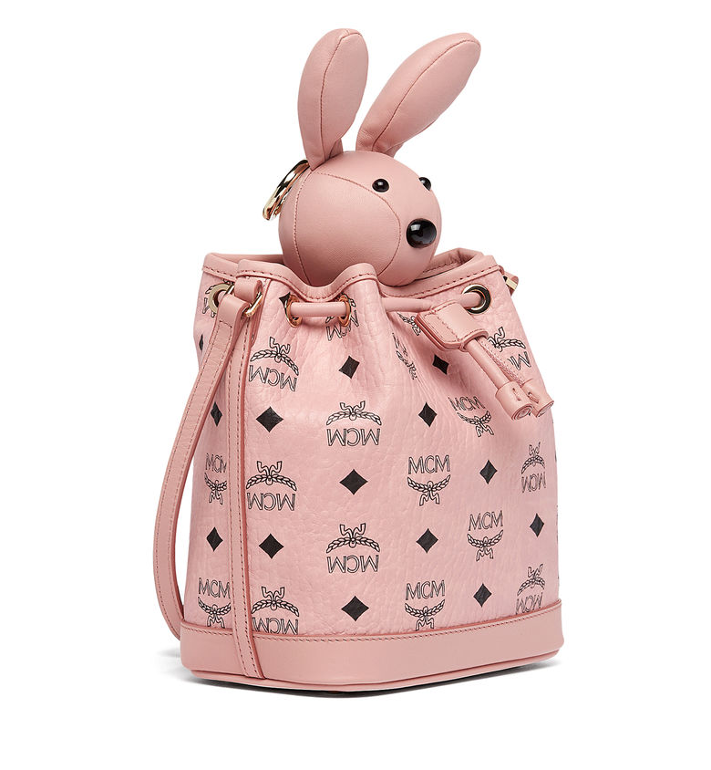 全球购 奢侈品 mcm 经典兔子印花logo水桶包 17年秋冬款 棕色myz7axl