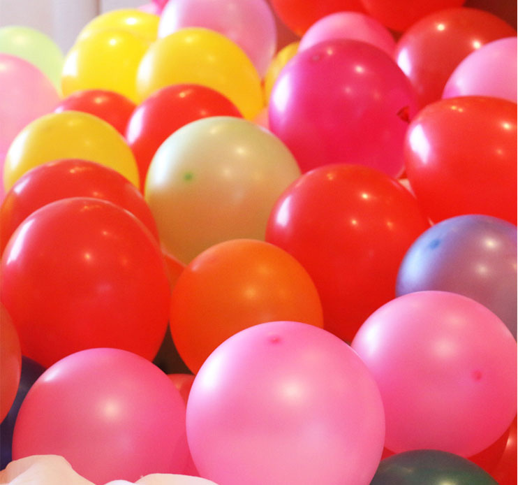 100个装气球创意婚房装饰背景墙布置拱门气球生日派对汽球结婚庆装饰