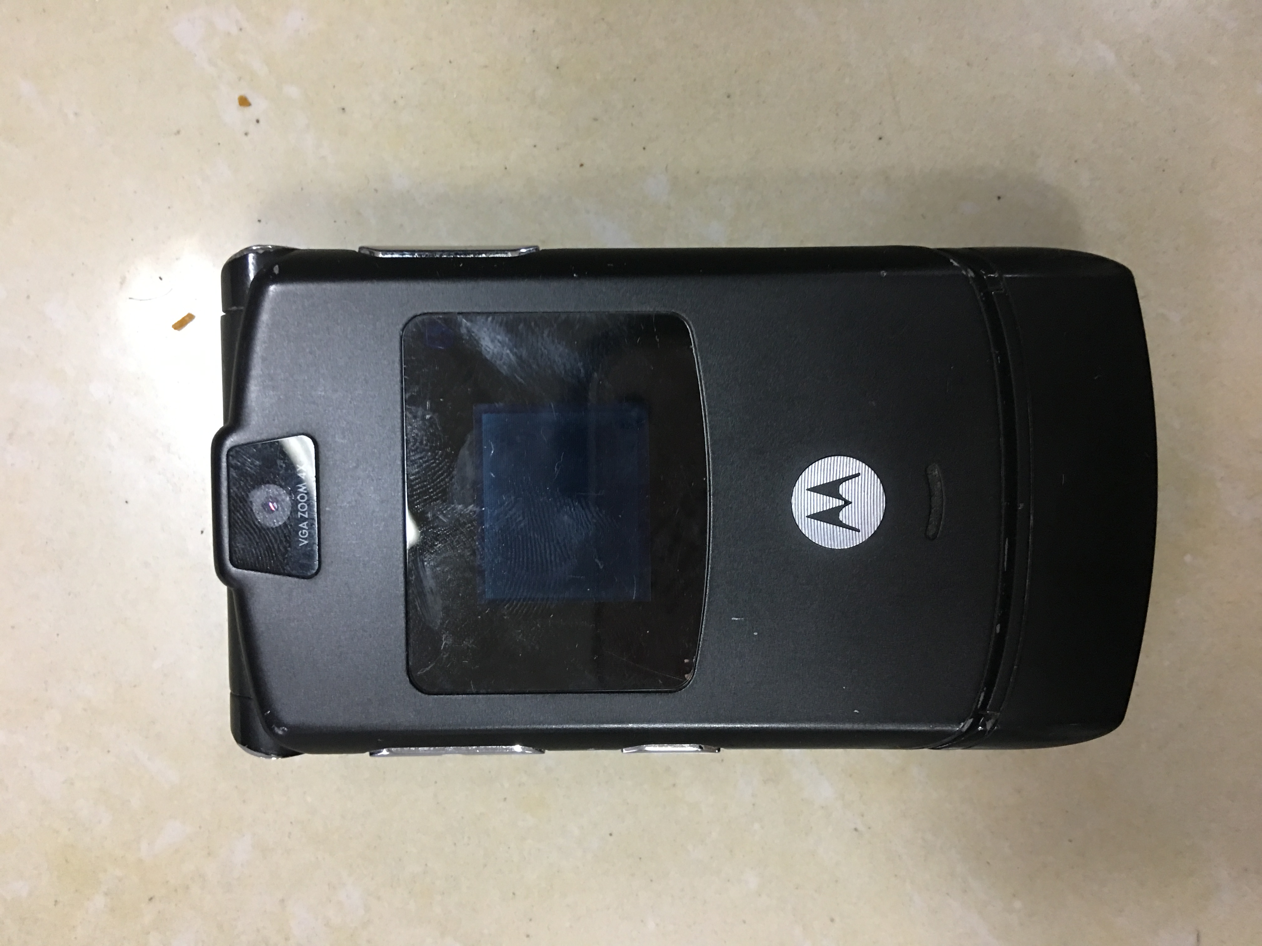 【第一次拍卖】 摩托罗拉v3手机 1台