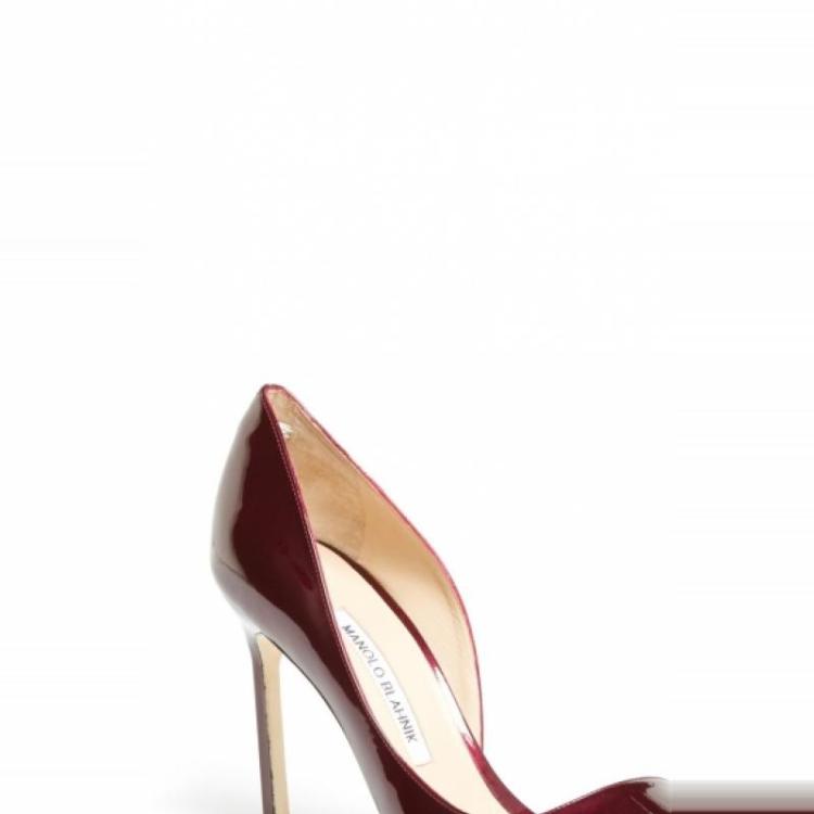 lends luscious gloss to a gorgeous pump with a seductively