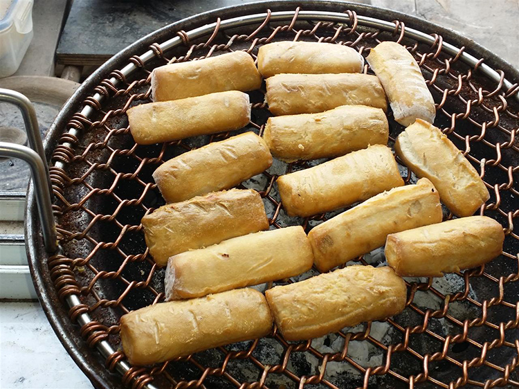 云南特产石屏豆腐 小金条包浆豆腐 臭豆腐 长条小豆腐 建水烧豆腐