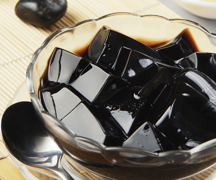 本品来自于民间"龟苓膏"食疗配方,十几种材料采用新技术,不加色素和