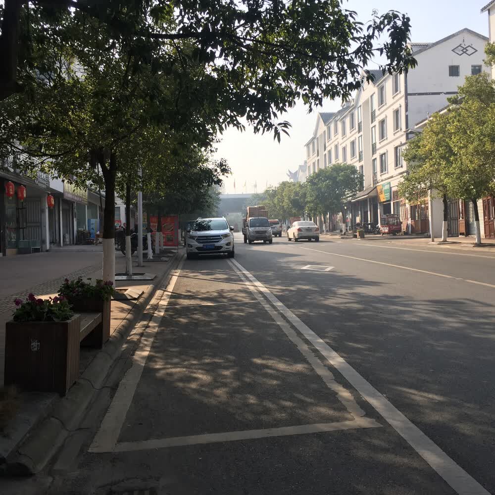 第一次拍卖眉山市仁寿县黑龙滩大坝东路80号e栋1层11号商业用房
