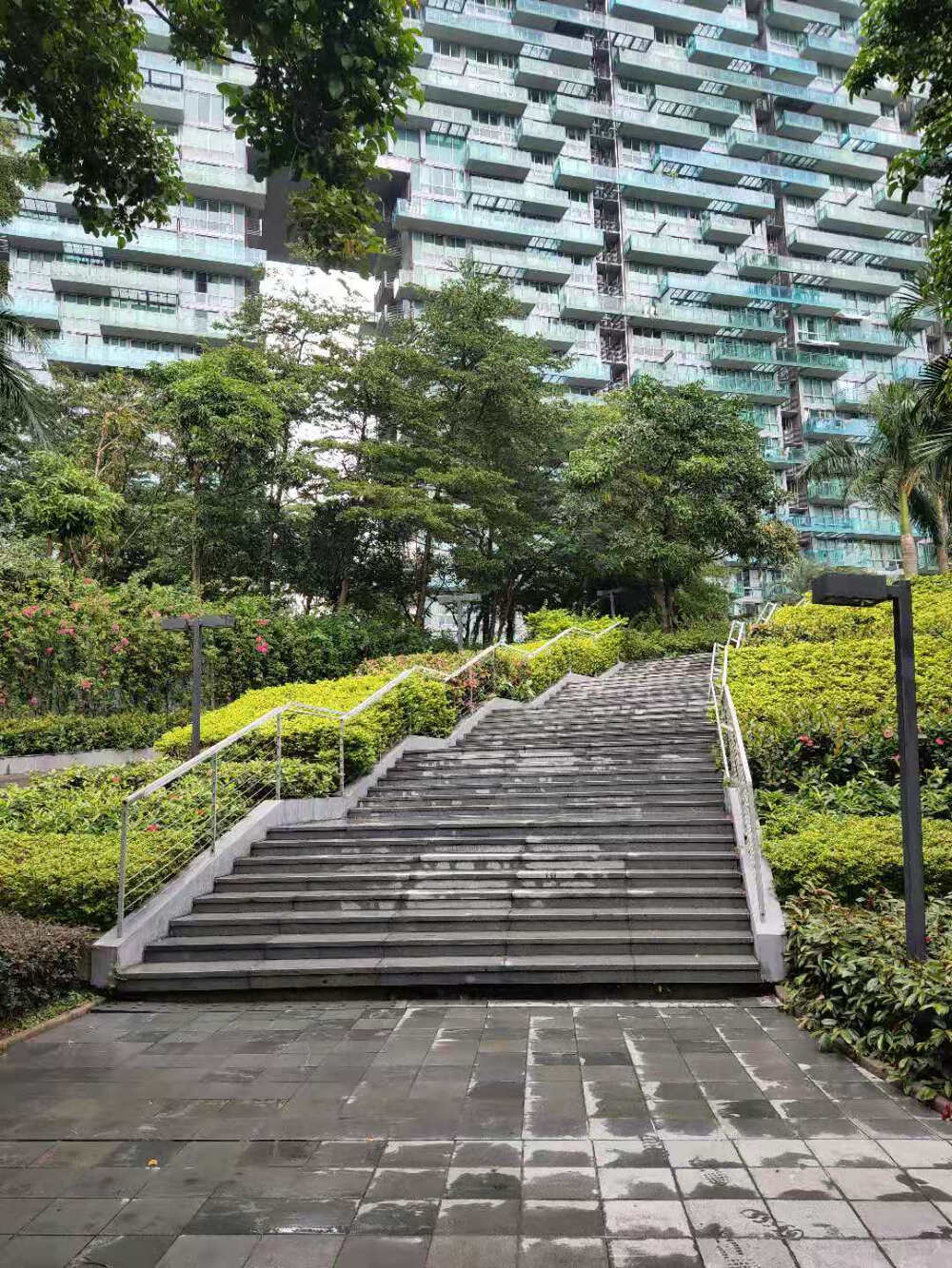 【第二次拍卖】 深圳市南山区滨海大道红树湾红树西岸花园1栋6-15a的