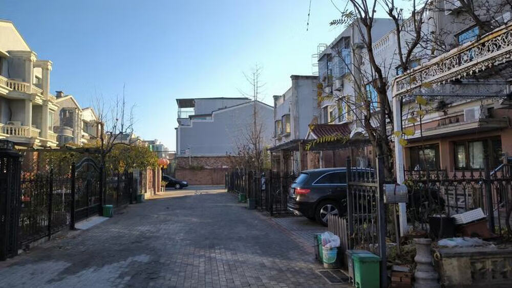 洪福苑19号楼6单元0101号（别墅）