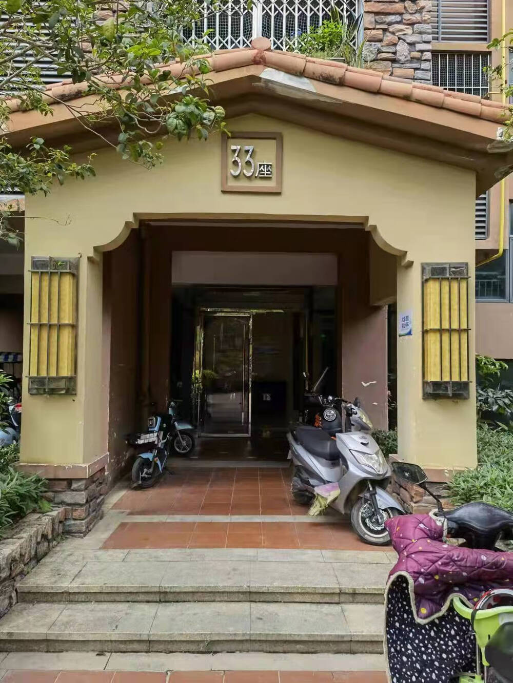 中山市三乡镇平南村金宏路林谷街1号雅景半山花园33座1604房-京东司法