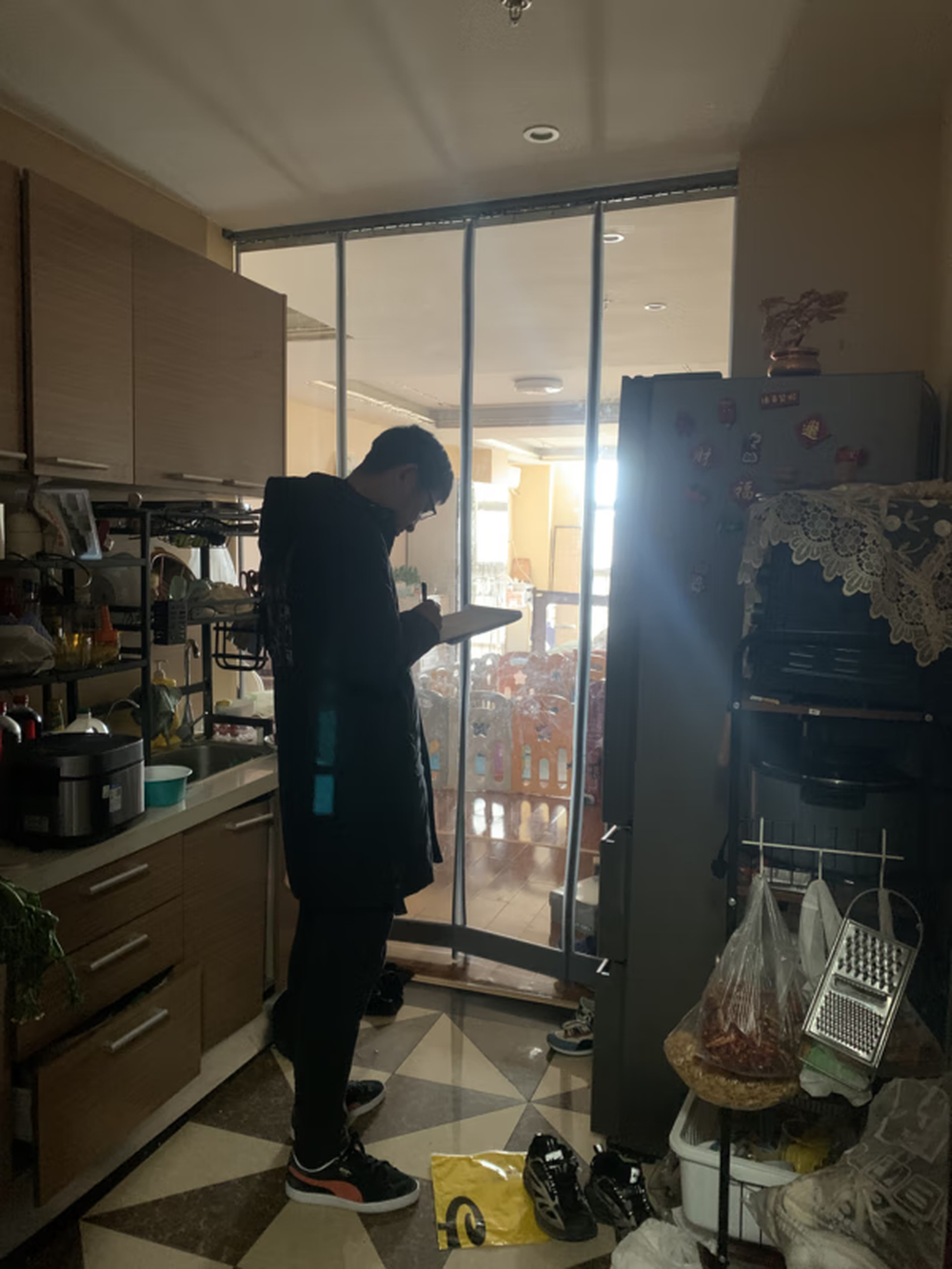 金寓大厦92号楼4220室