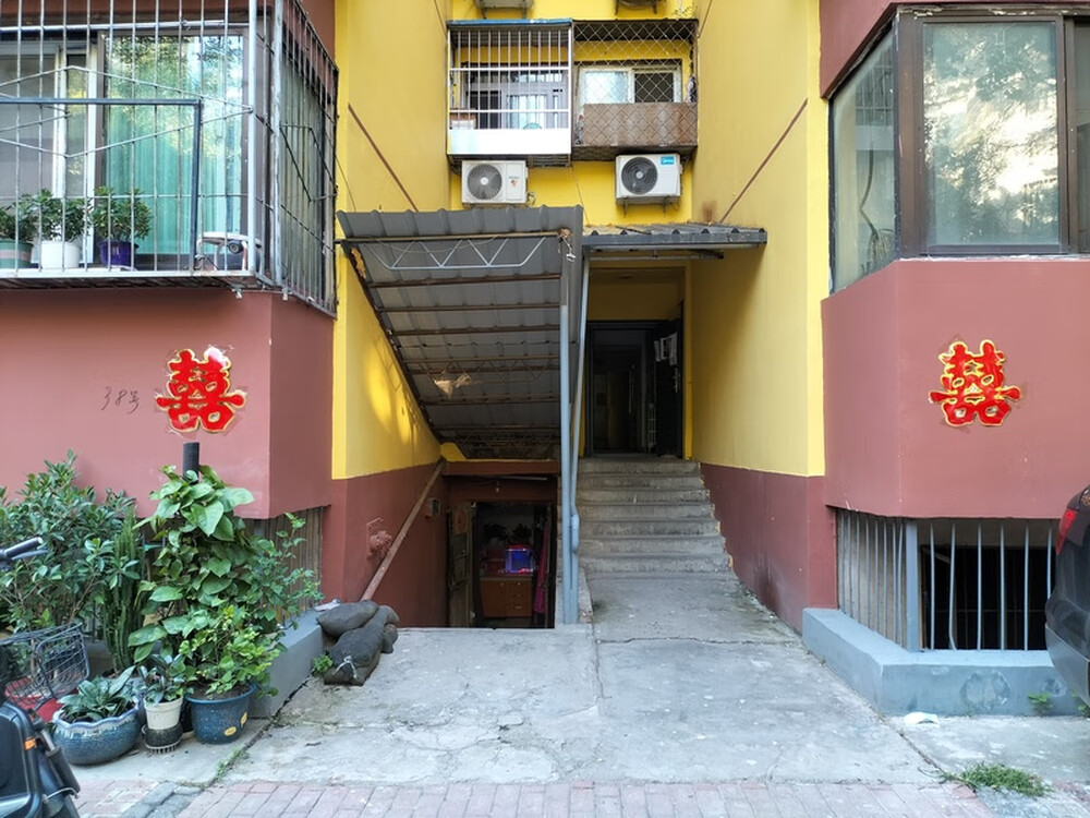 松榆东里38号楼107室