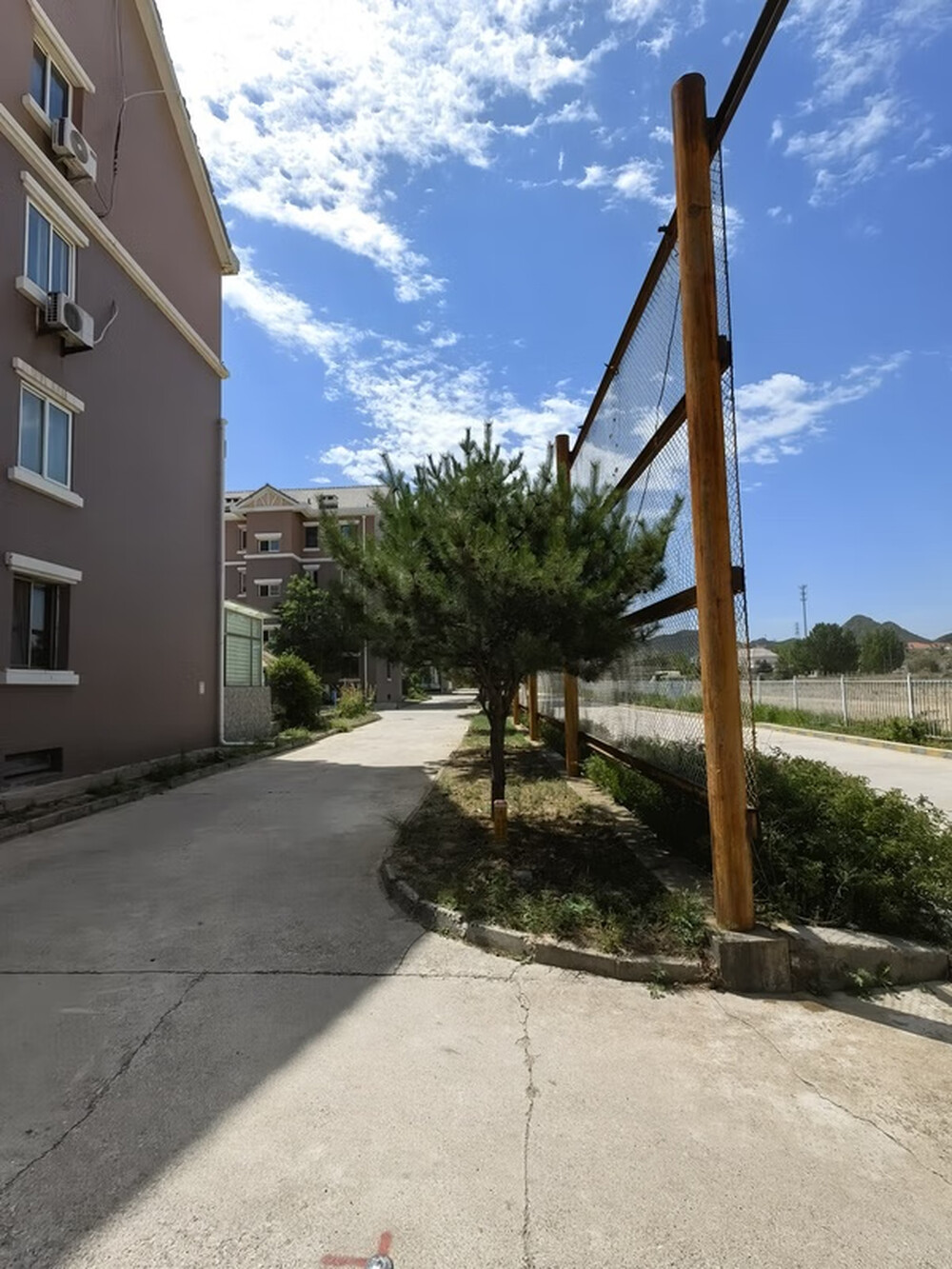 阳光路8号珍品苑6205室
