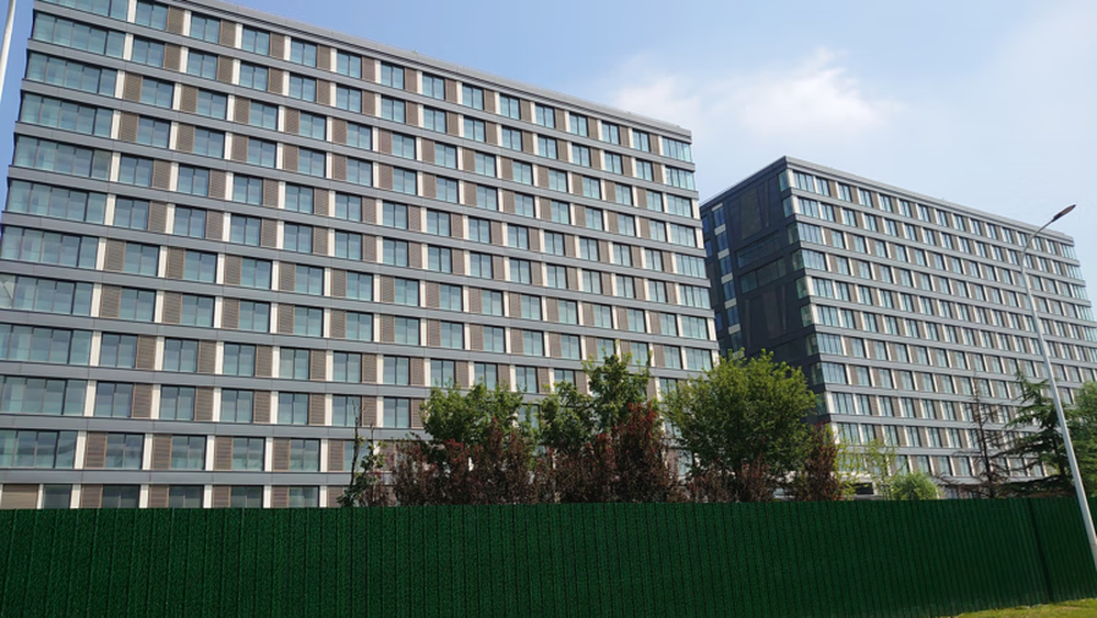 御马坊新奇世界2号楼4单元620室