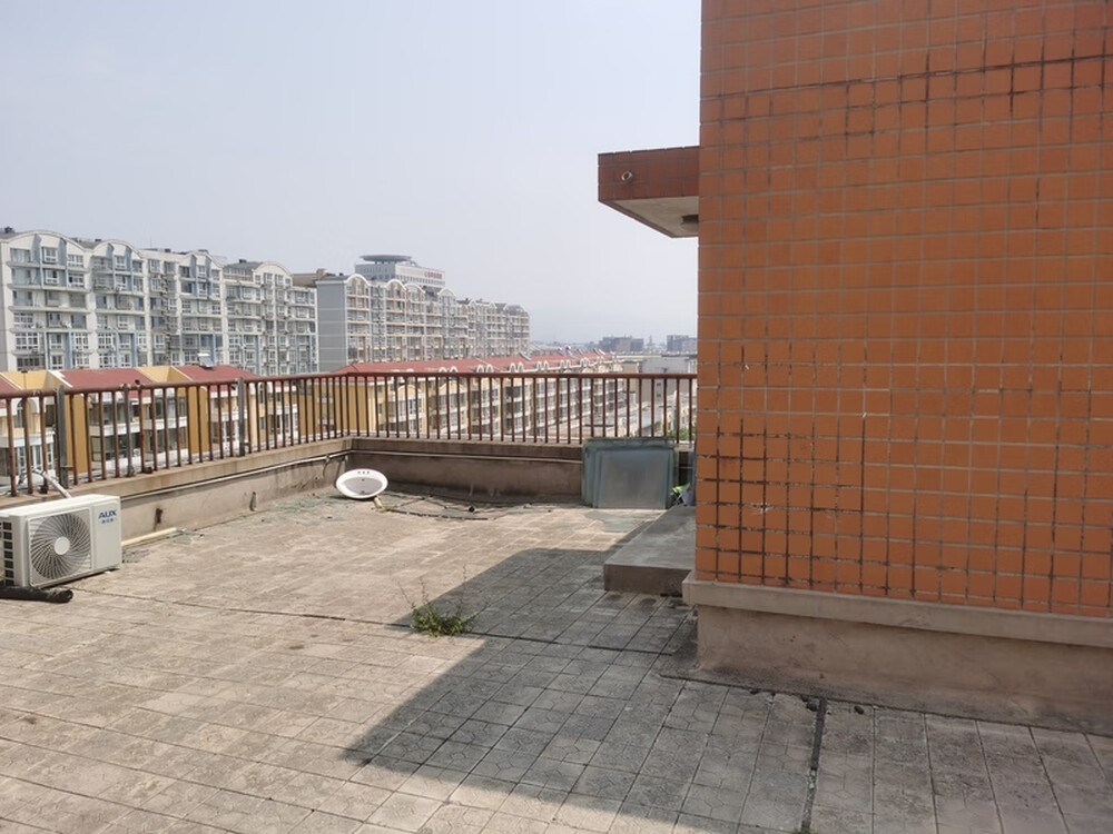 西环路26号楼 702室