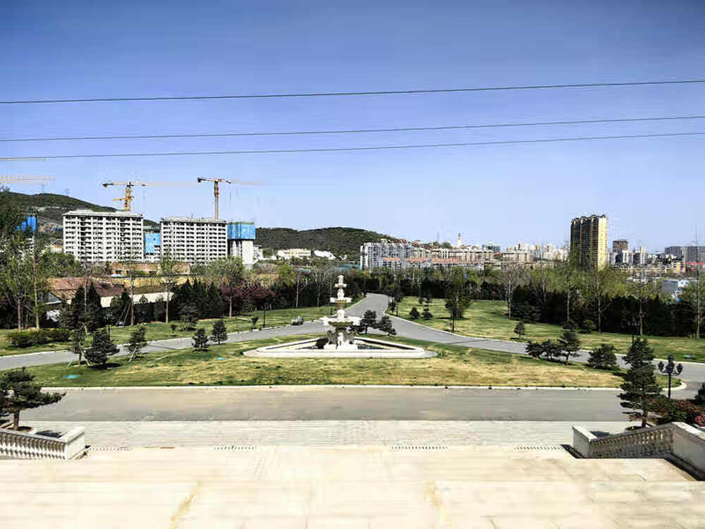 长安壹号半山上的宫殿10号楼101室（独栋别墅）