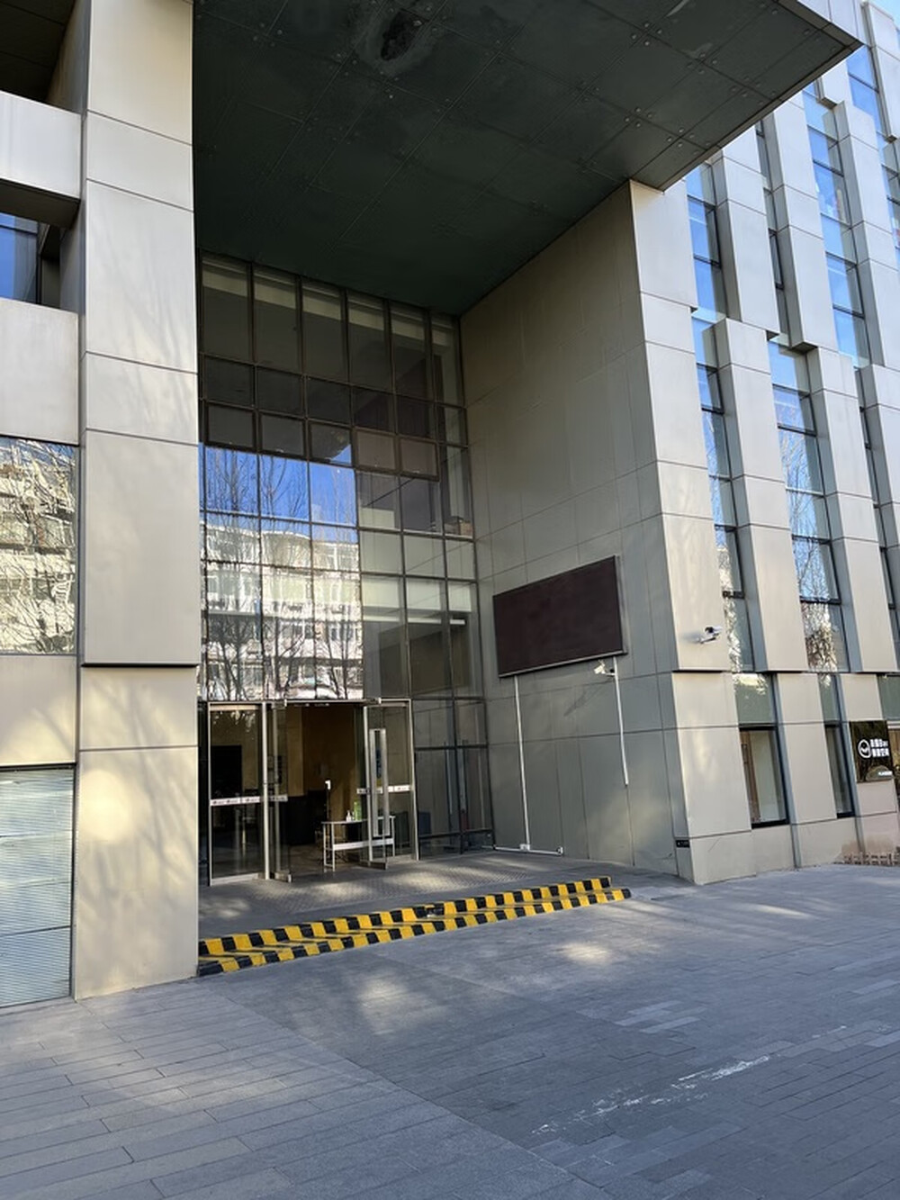 IDPARK艾迪公园1号楼212室（复式底商）