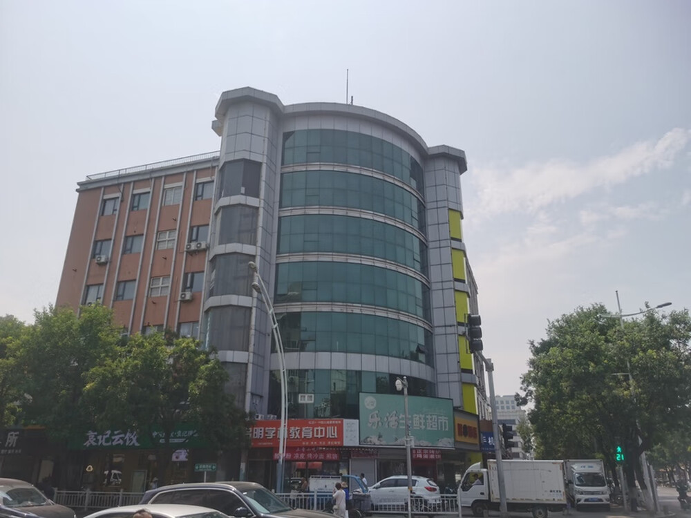 西环路26号楼 502室