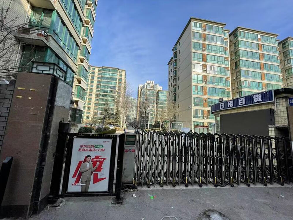时尚街区东区13号楼1单元0706室