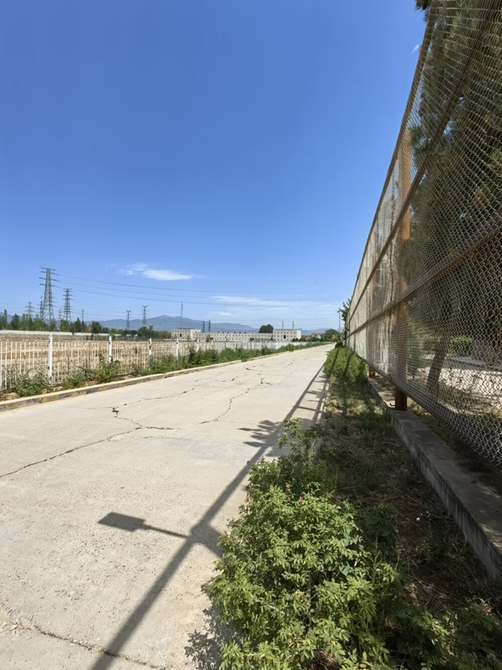 阳光路8号珍品苑6205室