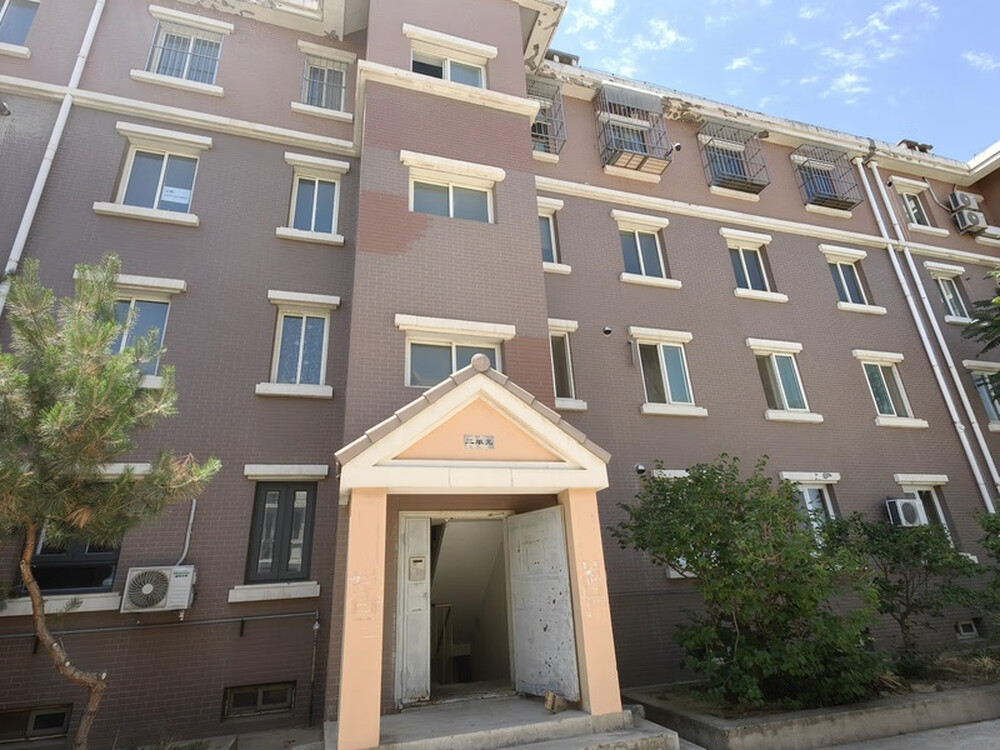 阳光路8号珍品苑6205室