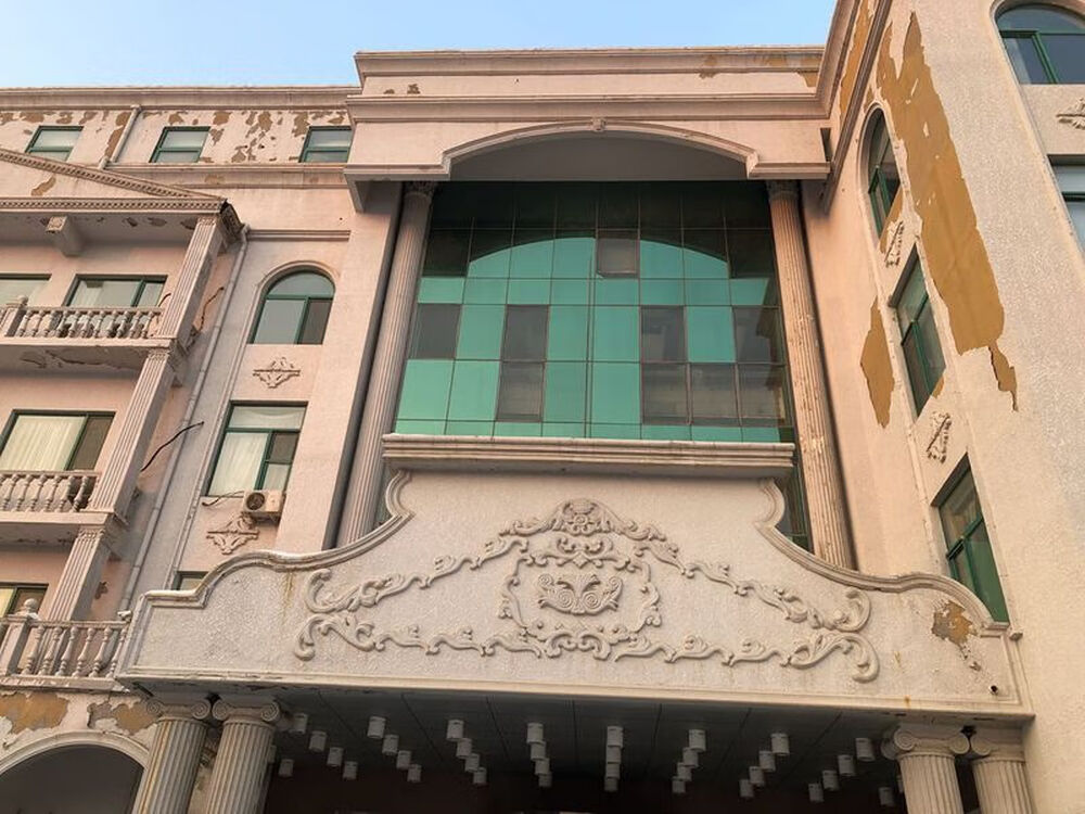 张场村 东1幢1至4层