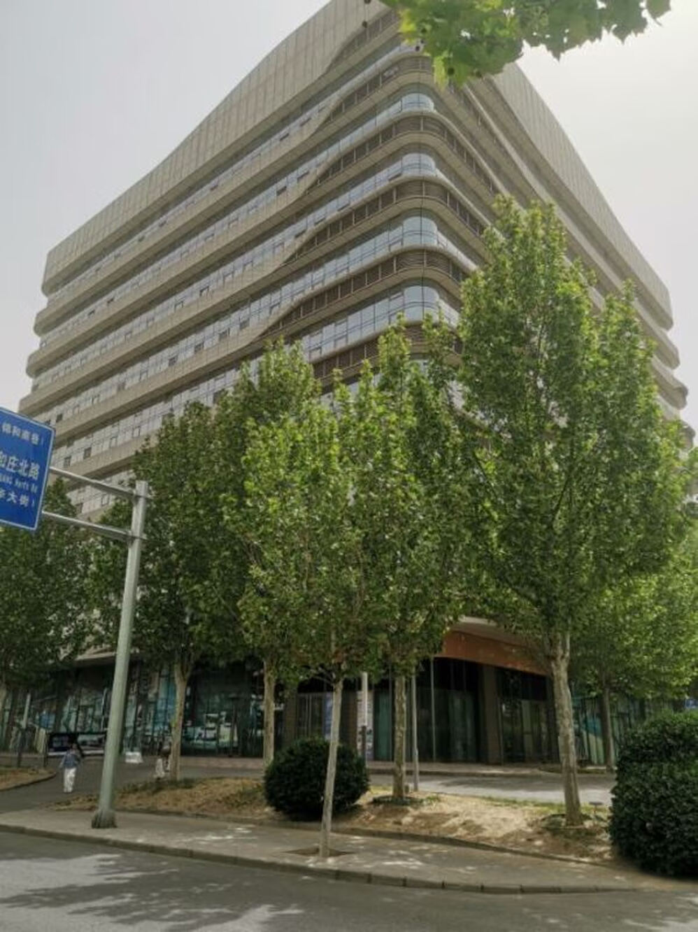 泰禾中央广场1号楼411室